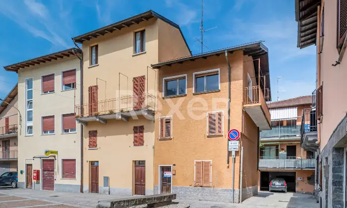 Rexer-Luino-La-tua-nuova-casa-da-reinventare-indipendente-su-tre-livelli-Altro