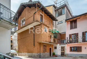 Rexer-Luino-La-tua-nuova-casa-da-reinventare-indipendente-su-tre-livelli-Altro