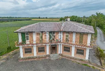 Rexer-Tortona-Intero-stabile-in-vendita-in-zona-strategica-e-in-forte-sviluppo-Altro