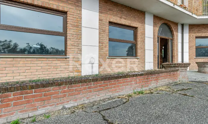 Rexer-Tortona-Intero-stabile-in-vendita-in-zona-strategica-e-in-forte-sviluppo-Altro