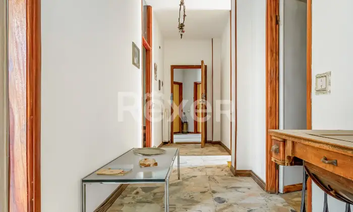 Rexer-Tortona-Intero-stabile-in-vendita-in-zona-strategica-e-in-forte-sviluppo-Altro