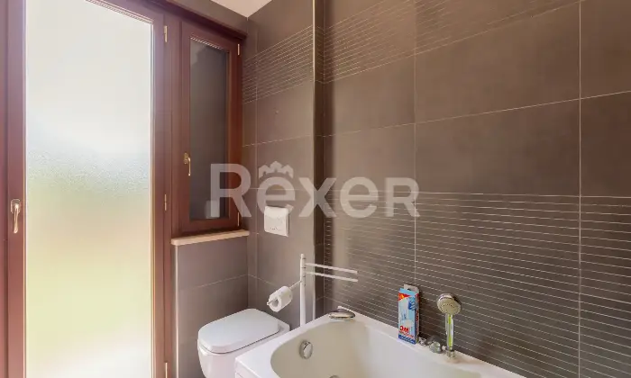 Rexer-Anzio-Prestigiosa-Villa-Indipendente-con-Ampio-Giardino-Altro