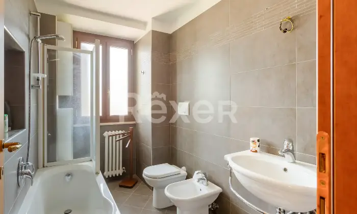 Rexer-Anzio-Prestigiosa-Villa-Indipendente-con-Ampio-Giardino-Altro