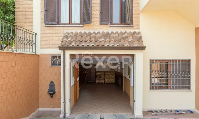 Rexer-Anzio-Prestigiosa-Villa-Indipendente-con-Ampio-Giardino-Altro