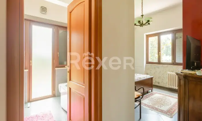 Rexer-Anzio-Prestigiosa-Villa-Indipendente-con-Ampio-Giardino-Altro