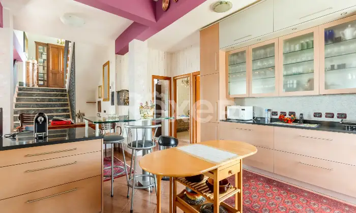 Rexer-Anzio-Prestigiosa-Villa-Indipendente-con-Ampio-Giardino-Altro