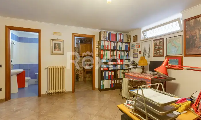 Rexer-Anzio-Prestigiosa-Villa-Indipendente-con-Ampio-Giardino-Altro