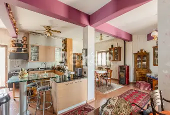 Rexer-Anzio-Prestigiosa-Villa-Indipendente-con-Ampio-Giardino-Altro