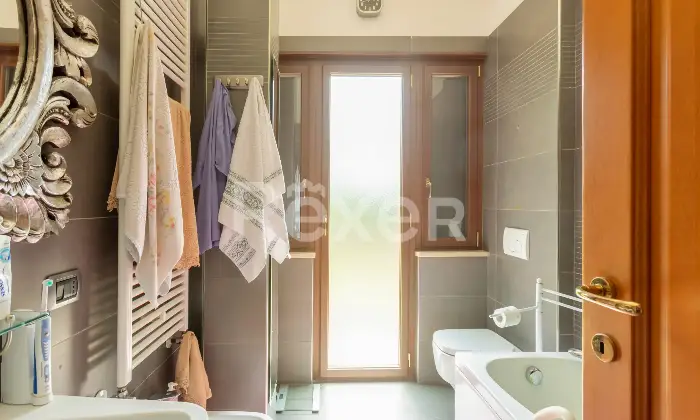 Rexer-Anzio-Prestigiosa-Villa-Indipendente-con-Ampio-Giardino-Altro