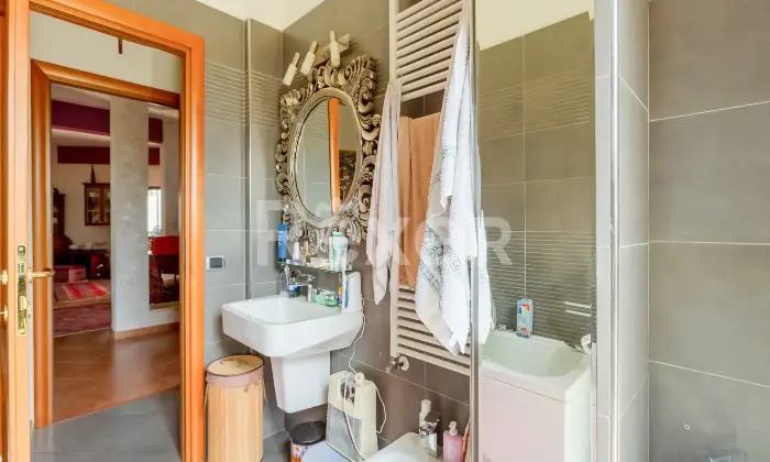 Rexer-Anzio-Prestigiosa-Villa-Indipendente-con-Ampio-Giardino-Altro
