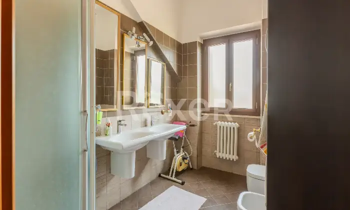 Rexer-Anzio-Prestigiosa-Villa-Indipendente-con-Ampio-Giardino-Altro