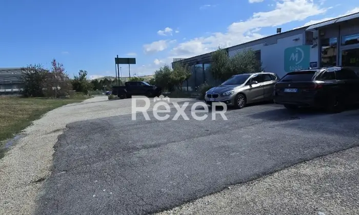 Rexer-Mosciano-SantAngelo-Unita-Commerciali-Altro