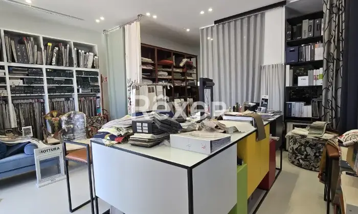 Rexer-Mosciano-SantAngelo-Unita-Commerciali-Altro