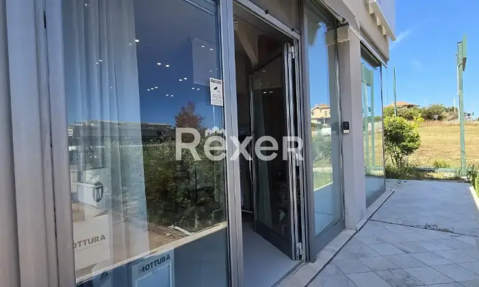 Rexer-Mosciano-SantAngelo-Unita-Commerciali-Altro