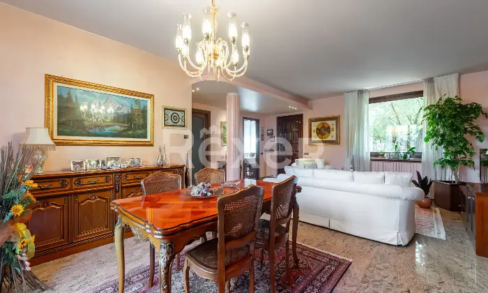 Rexer-Canegrate-Splendida-Villa-con-Piscina-Altro