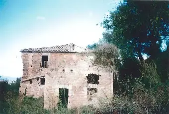Rexer-Asissi-Antico-casale-da-ristrutturare-Altro