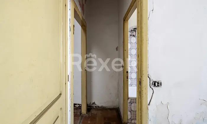 Rexer-Arrone-Palazzina-cieloterra-in-centro-Altro