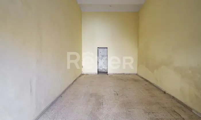 Rexer-Arrone-Palazzina-cieloterra-in-centro-Altro