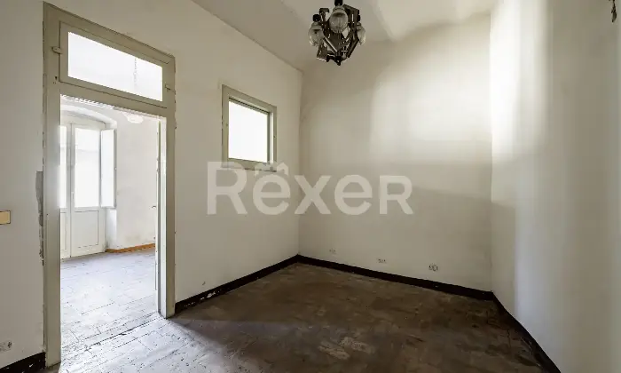 Rexer-Arrone-Palazzina-cieloterra-in-centro-Altro