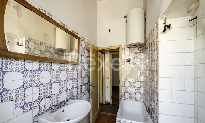 Rexer-Arrone-Palazzina-cieloterra-in-centro-Altro