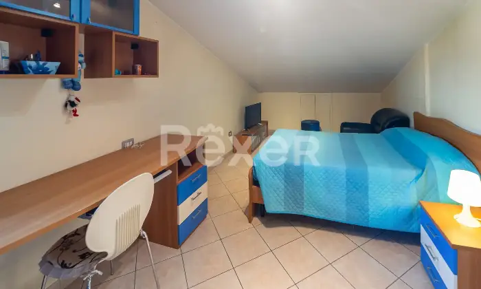 Rexer-Silvi-Appartamento-su-due-livelli-con-vista-mare-box-e-doppio-posto-auto-Altro