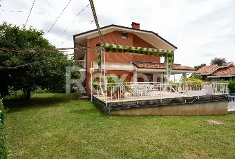 Rexer-Villarbasse-Porzione-di-Villa-Bifamiliare-Altro