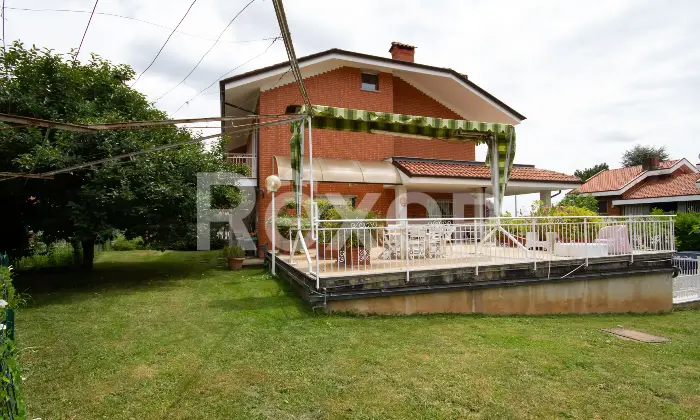 Rexer-Villarbasse-Porzione-di-Villa-Bifamiliare-Altro
