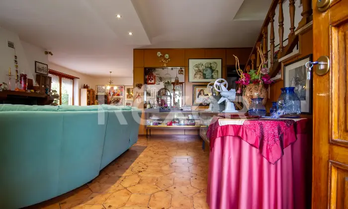 Rexer-Villarbasse-Villa-con-Terrazzo-e-giardino-Altro