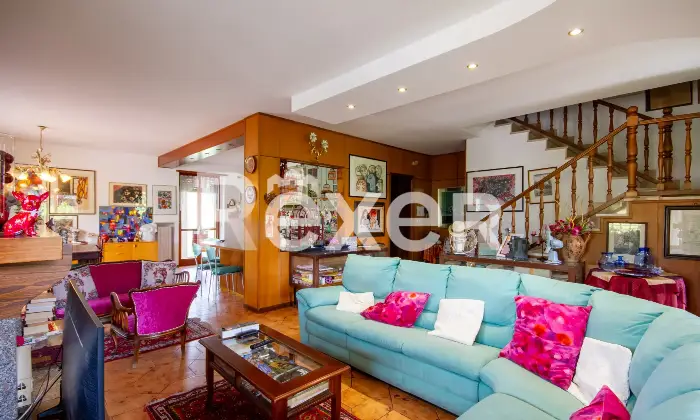 Rexer-Villarbasse-Porzione-di-Villa-Bifamiliare-Altro