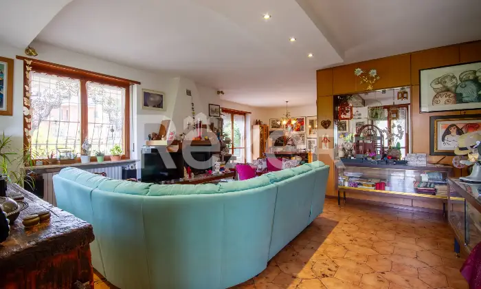 Rexer-Villarbasse-Porzione-di-Villa-Bifamiliare-Altro