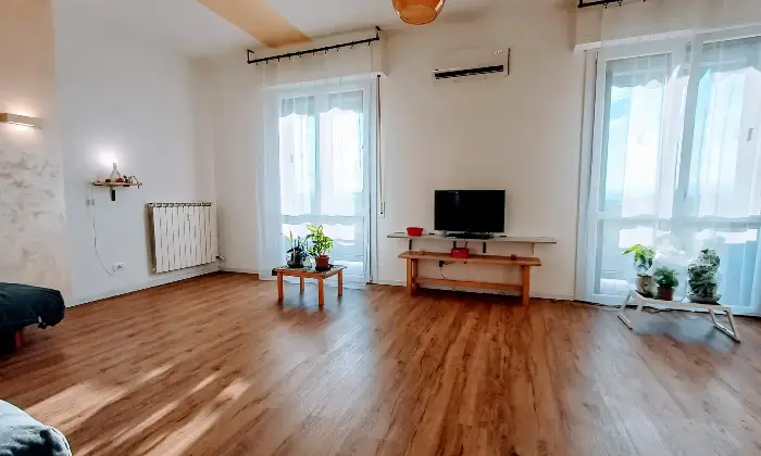 Rexer-Firenze-Appartamento-accogliente-pronto-per-essere-abitato-Sala