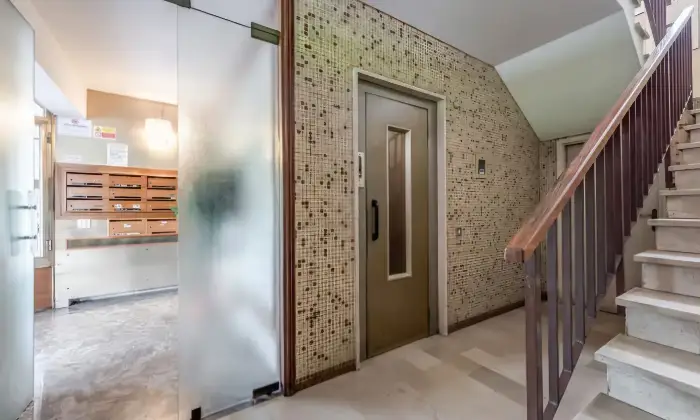 Rexer-Firenze-Appartamento-accogliente-pronto-per-essere-abitato-Ascensore