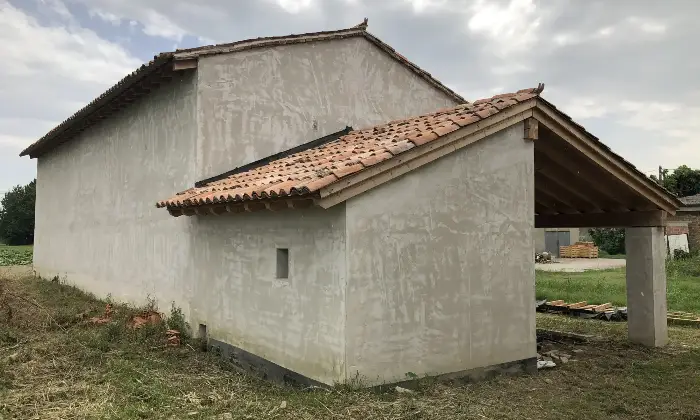 Rexer-San-Benedetto-Po-Casale-al-rustico-di-circa-mq-Giardino