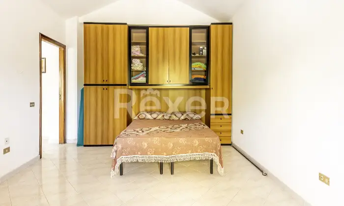 Rexer-Gerace-Casa-indipendente-su-due-piani-Altro
