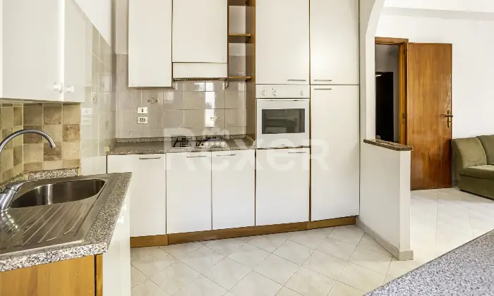 Rexer-Gerace-Casa-indipendente-su-due-piani-Altro