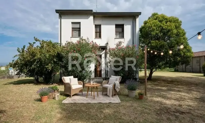 Rexer-RAVENNA-Casa-indipendente-con-ampio-giardino-e-locali-accessori-Savio-RA-Altro