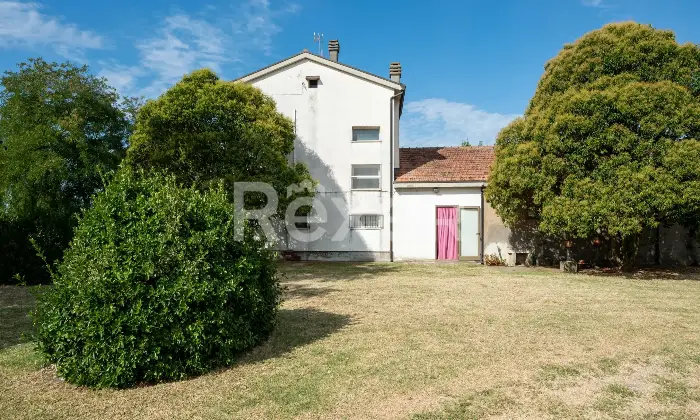Rexer-RAVENNA-Casa-indipendente-con-ampio-giardino-e-locali-accessori-Savio-RA-Altro