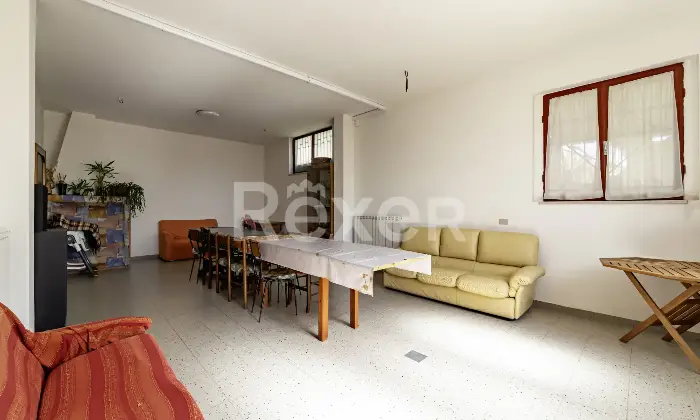 Rexer-larino-Casa-in-collina-zona-Larino-Altro