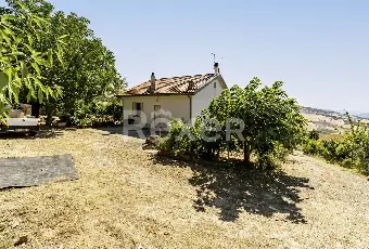 Rexer-larino-Casa-in-collina-zona-Larino-Altro
