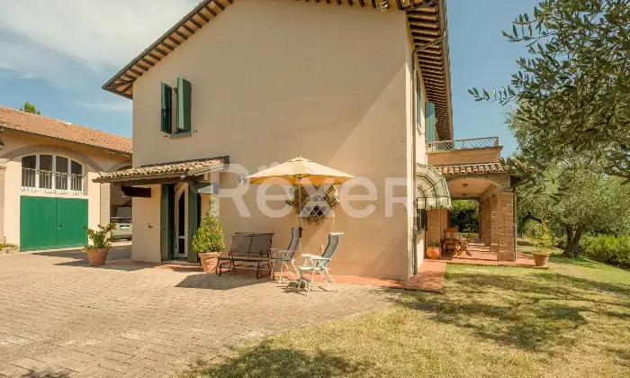 Rexer-Castrocaro-Terme-e-Terra-del-Sole-Villa-di-pregio-con-piscina-e-ettari-di-terreno-Altro