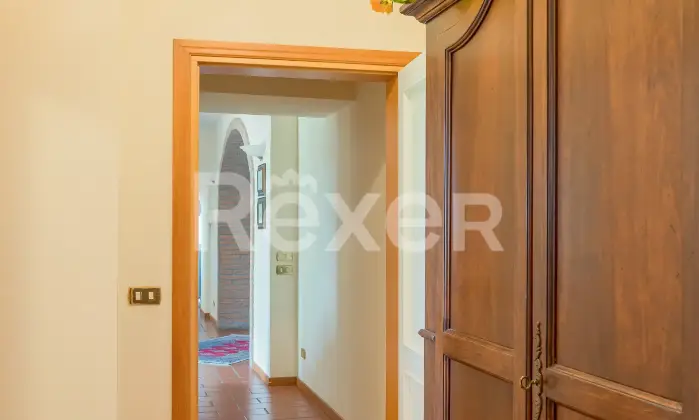 Rexer-Castrocaro-Terme-e-Terra-del-Sole-Villa-di-pregio-con-piscina-e-ettari-di-terreno-Altro