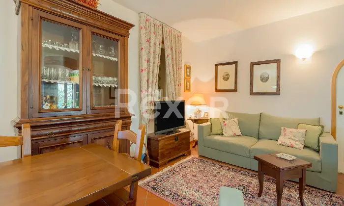 Rexer-Castrocaro-Terme-e-Terra-del-Sole-Villa-di-pregio-con-piscina-e-ettari-di-terreno-Altro