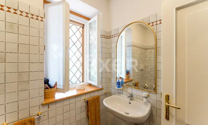 Rexer-Castrocaro-Terme-e-Terra-del-Sole-Villa-di-pregio-con-piscina-e-ettari-di-terreno-Altro
