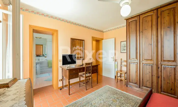 Rexer-Castrocaro-Terme-e-Terra-del-Sole-Villa-di-pregio-con-piscina-e-ettari-di-terreno-Altro