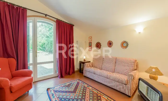 Rexer-Castrocaro-Terme-e-Terra-del-Sole-Villa-di-pregio-con-piscina-e-ettari-di-terreno-Altro