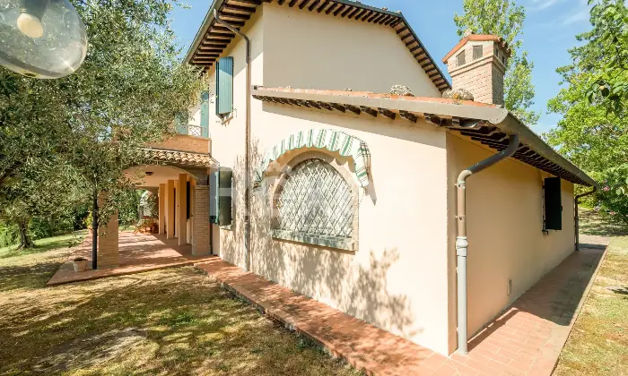 Rexer-Castrocaro-Terme-e-Terra-del-Sole-Villa-di-pregio-con-piscina-e-ettari-di-terreno-Altro