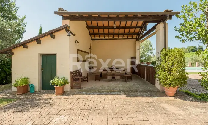 Rexer-Castrocaro-Terme-e-Terra-del-Sole-Villa-di-pregio-con-piscina-e-ettari-di-terreno-Altro