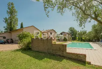 Rexer-Castrocaro-Terme-e-Terra-del-Sole-Villa-di-pregio-con-piscina-e-ettari-di-terreno-Altro