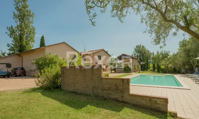 Rexer-Castrocaro-Terme-e-Terra-del-Sole-Villa-di-pregio-con-piscina-e-ettari-di-terreno-Altro