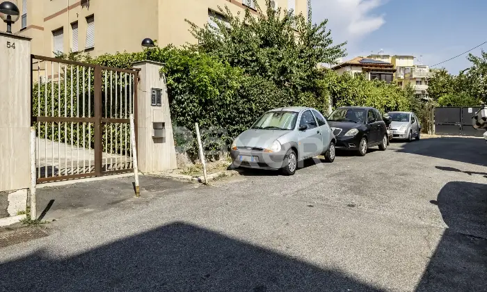 Rexer-Roma-Roma-Torrevecchia-Bilocale-al-piano-terra-Altro